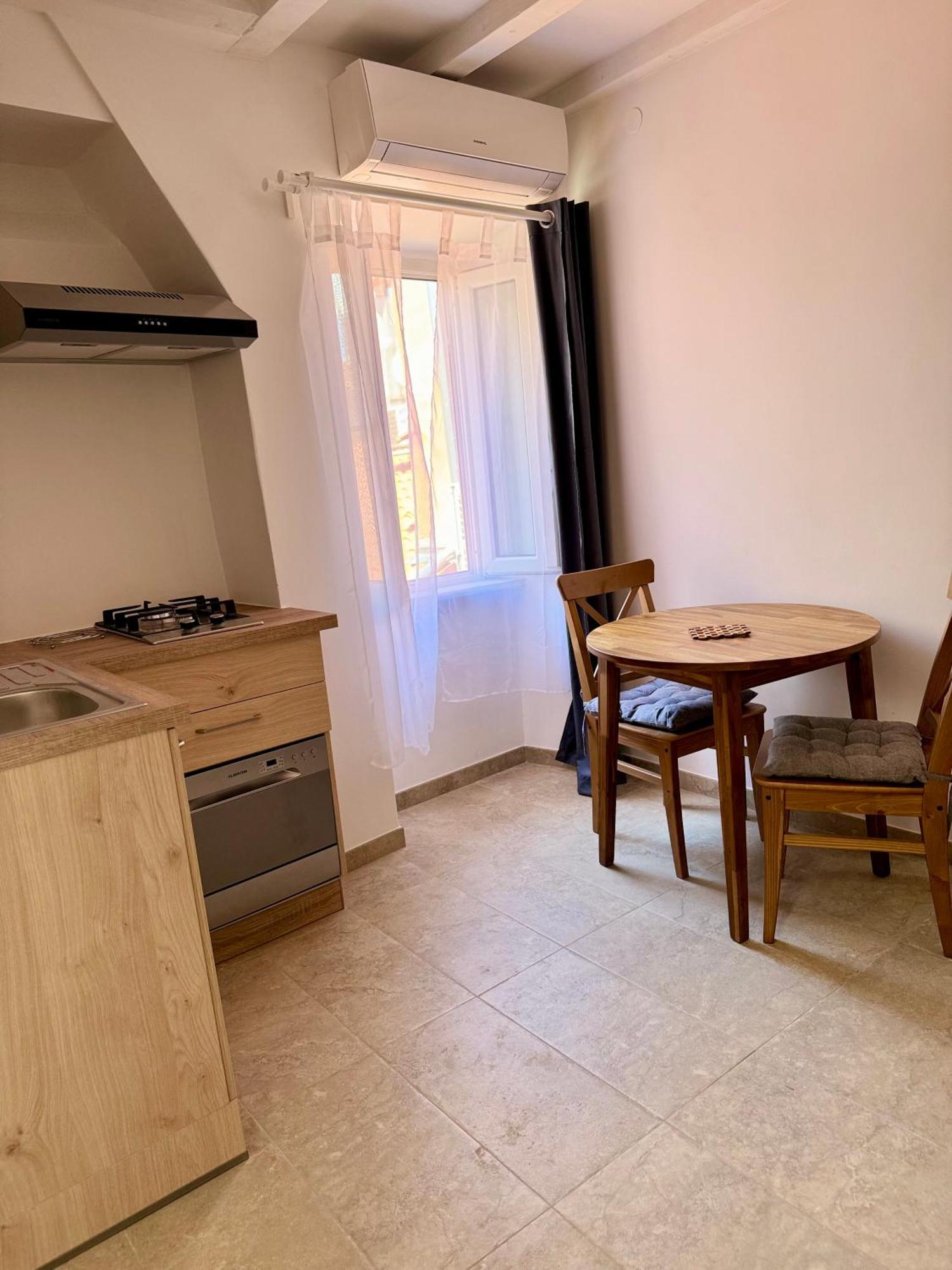 Apartment Zdenac Centre