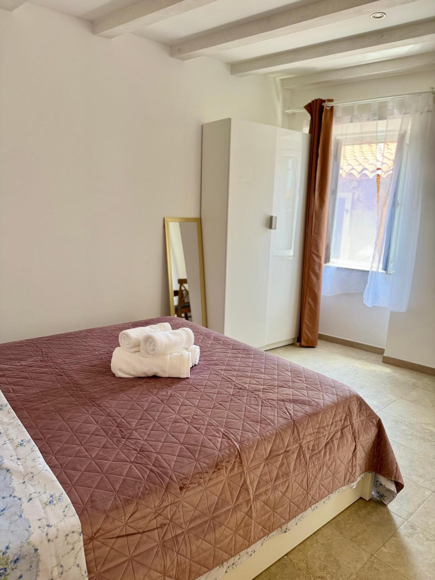 Zdenac Centre Apartment *